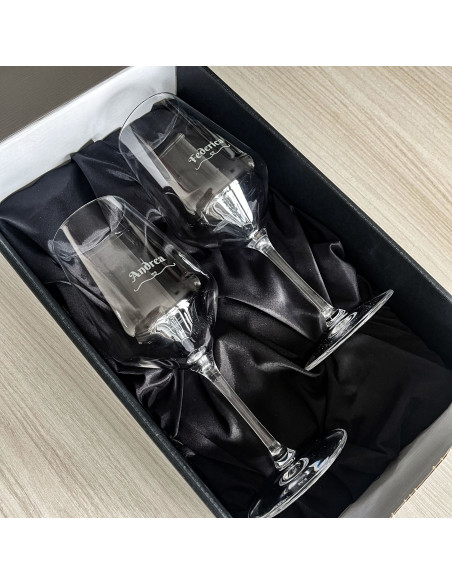 CONFEZIONE REGALO DELUXE DUE CALICI PERSONALIZZATI