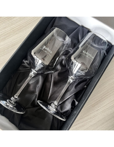 CONFEZIONE REGALO DELUXE DUE CALICI PERSONALIZZATI
