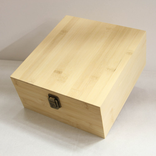 CONFEZIONE REGALO IN BAMBOO CON CALICI E CAVATAPPI