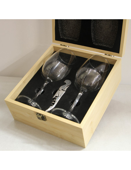 CONFEZIONE REGALO IN BAMBOO CON CALICI E CAVATAPPI
