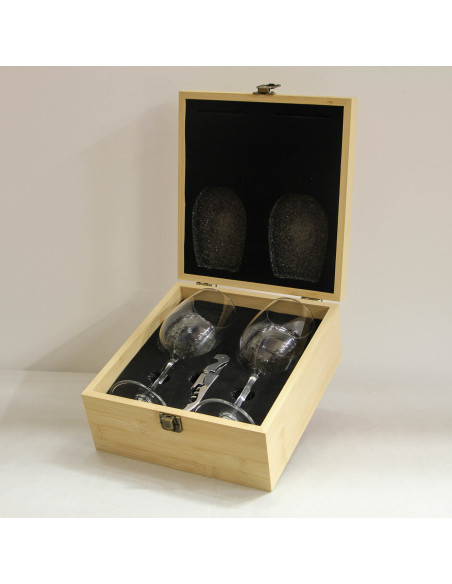 CONFEZIONE REGALO IN LEGNO CON CALICI E CAVATAPPI