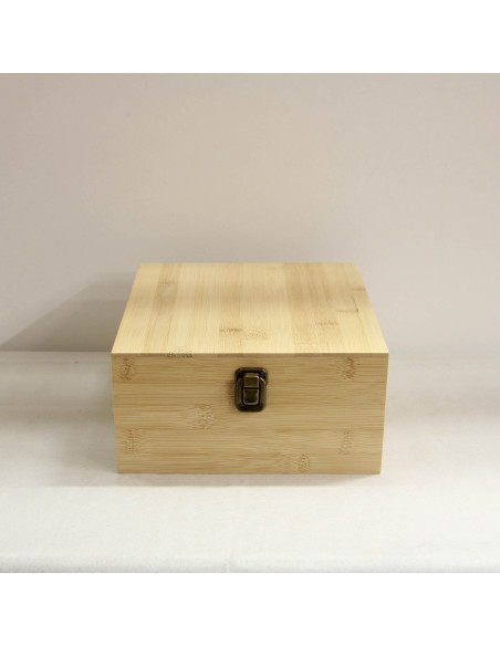 CONFEZIONE REGALO IN BAMBOO CON CALICI E CAVATAPPI